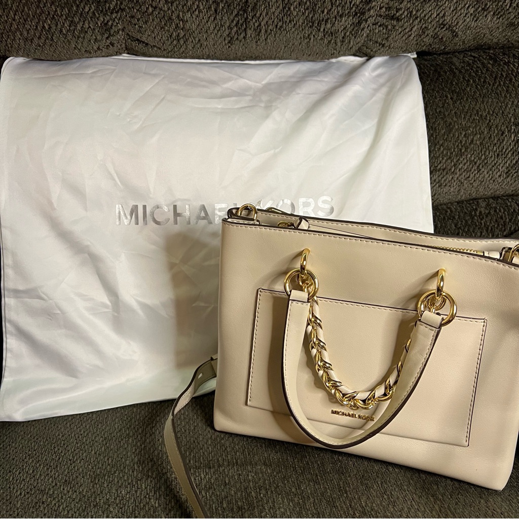 New Michael Kors Cece Small Chain Messenger Bag In Light Sand